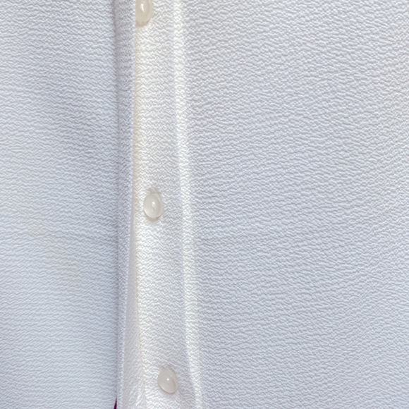 Sleeveless blouse size XS. - Picture 3 of 3